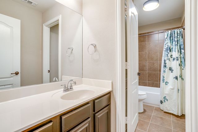1537 Silverstone Drive, Weatherford, TX 76087