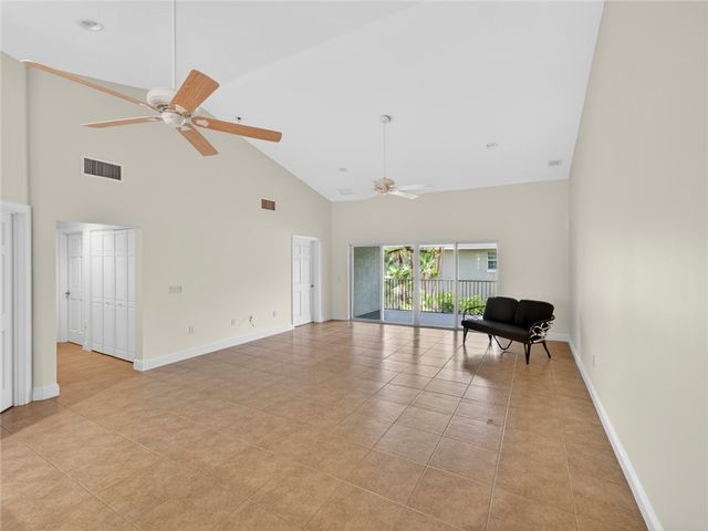 4350 Doubles Alley Drive 201, Vero Beach, FL 32967