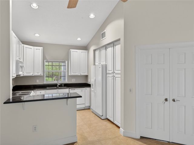 4350 Doubles Alley Drive 201, Vero Beach, FL 32967