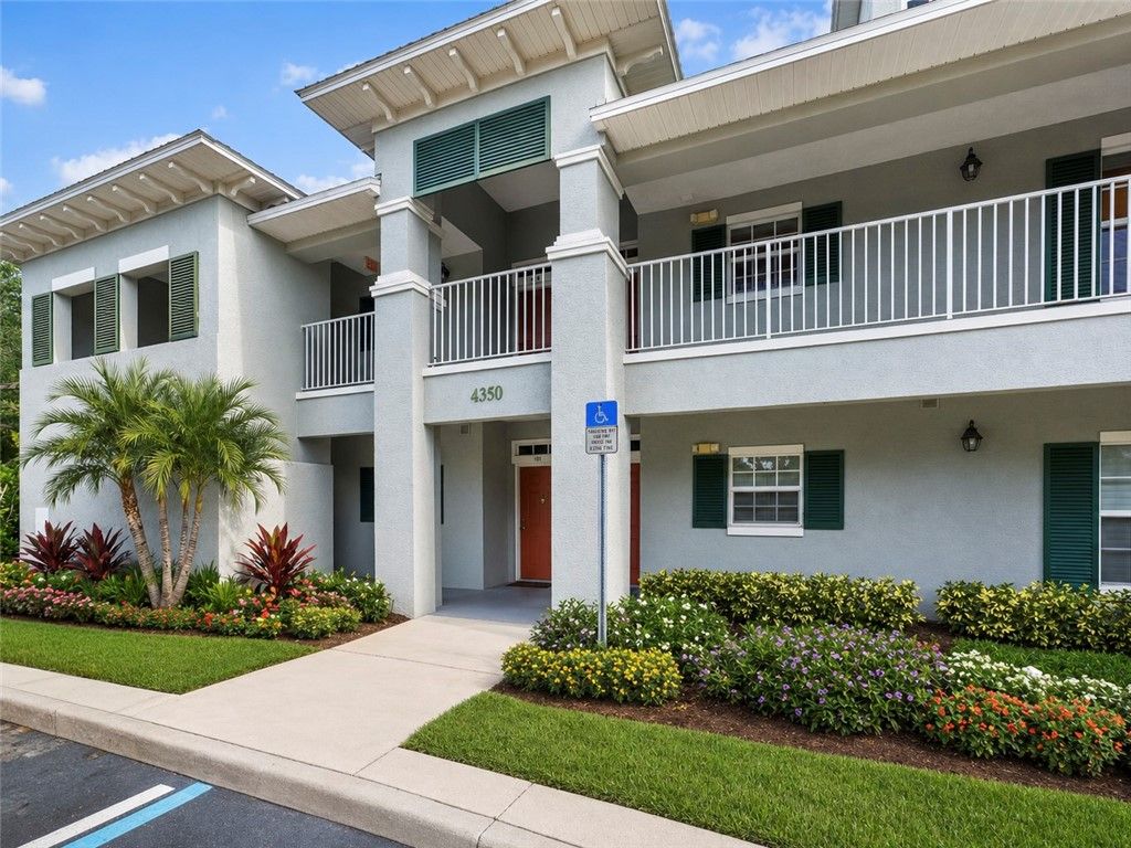 4350 Doubles Alley Drive 201, Vero Beach, FL 32967