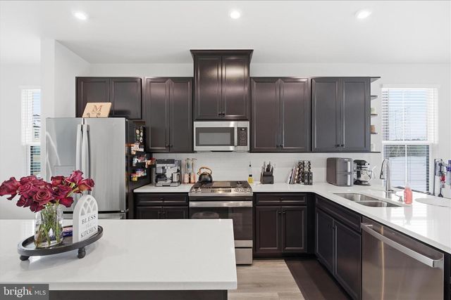 7810 YONA CT, Glen Burnie, MD 21060