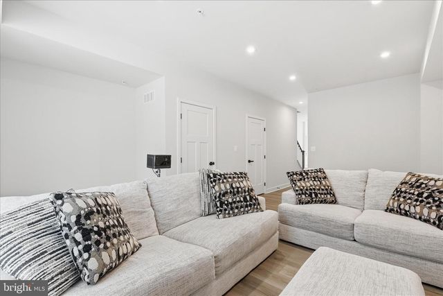 7810 YONA CT, Glen Burnie, MD 21060