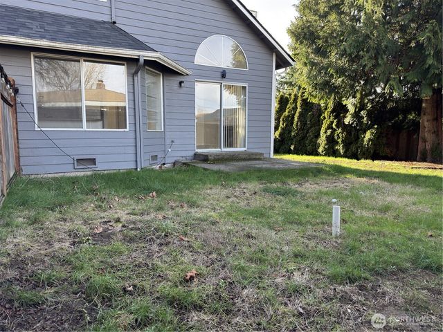 2826 NE 8th Street, Renton, WA 98056