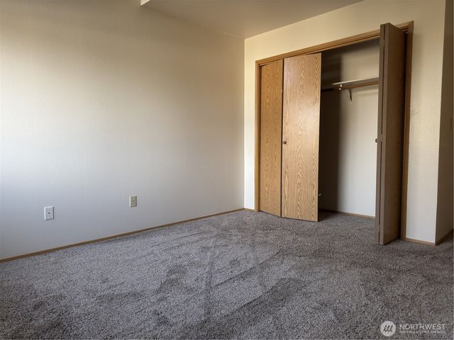 2826 NE 8th Street, Renton, WA 98056