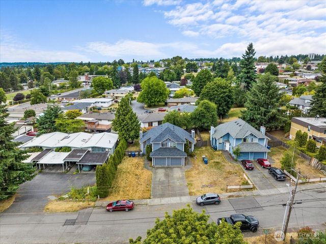 2826 NE 8th Street, Renton, WA 98056