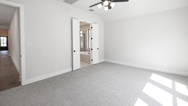 609 Bay Breeze DR, Kyle, TX 78640