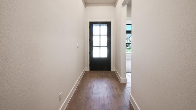609 Bay Breeze DR, Kyle, TX 78640