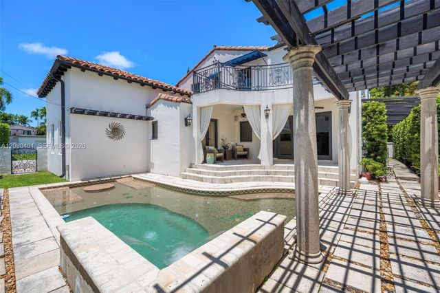 5860 Pine Tree Drive, Miami Beach, FL 33140