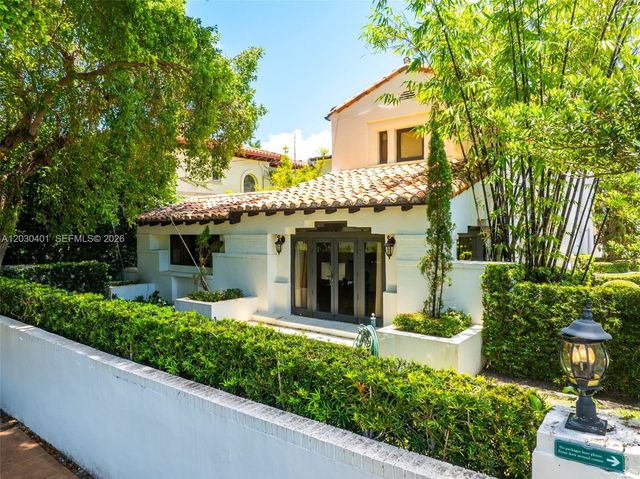 5860 Pine Tree Drive, Miami Beach, FL 33140