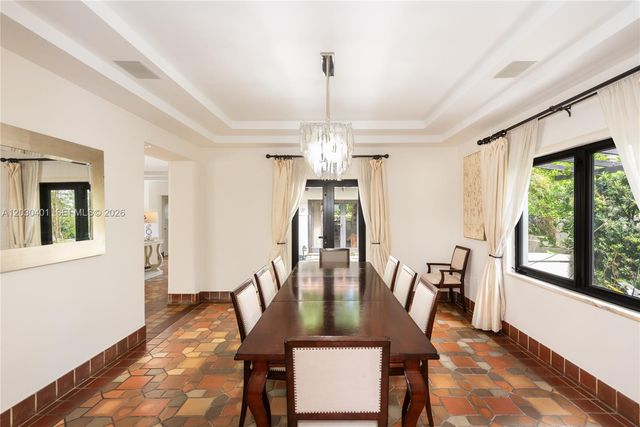 5860 Pine Tree Drive, Miami Beach, FL 33140