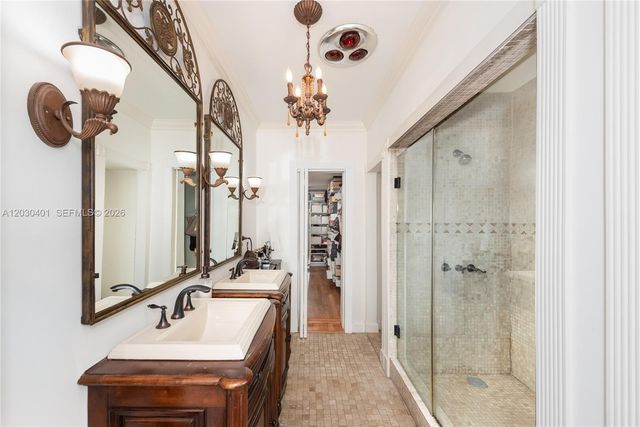 5860 Pine Tree Drive, Miami Beach, FL 33140