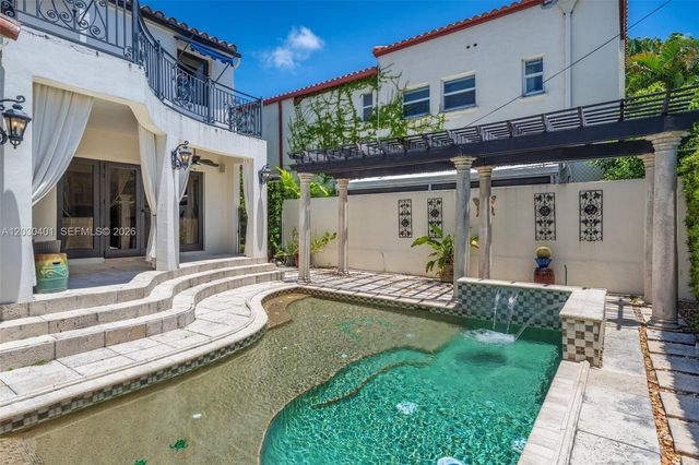 5860 Pine Tree Drive, Miami Beach, FL 33140