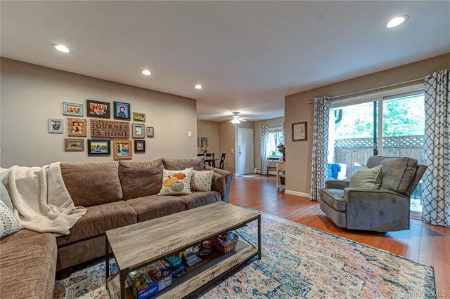 85 Richmond Boulevard 1A, Ronkonkoma, NY 11779