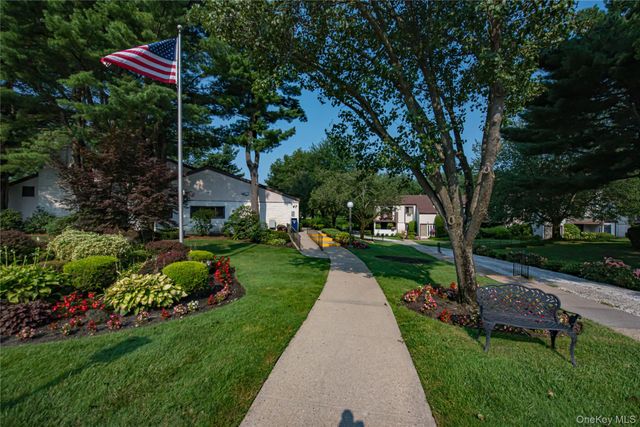 85 Richmond Boulevard 1A, Ronkonkoma, NY 11779