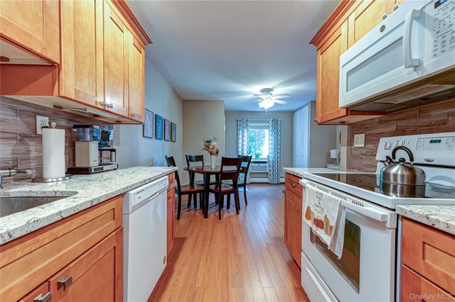 85 Richmond Boulevard 1A, Ronkonkoma, NY 11779