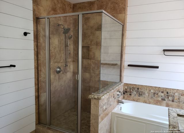 4111 Antlers Lodge Rd, San Antonio, TX 78251