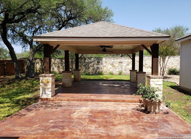 4111 Antlers Lodge Rd, San Antonio, TX 78251