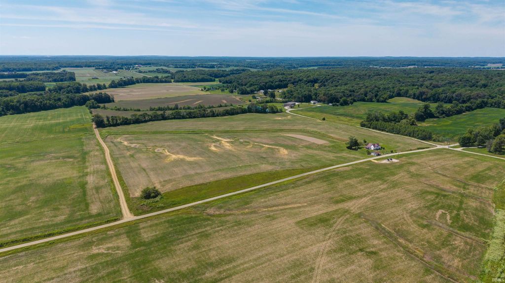 00 Moss Road, Boonville, IN 47601