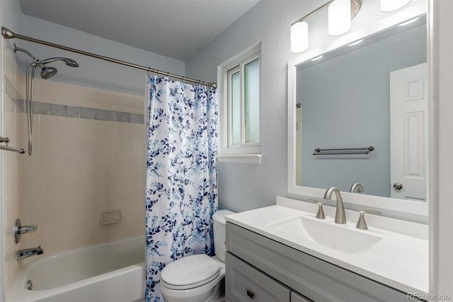 284 W 116th Avenue, Northglenn, CO 80234