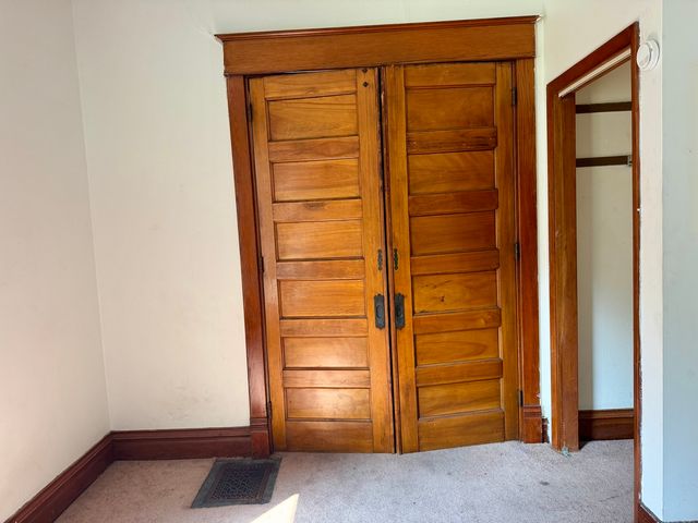 611 1st Avenue, Sterling, IL 61081