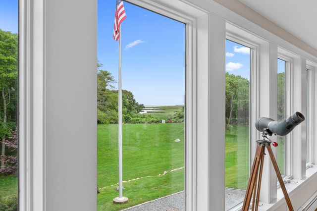 122 Stoney Cove Lane, Barnstable, MA 02630