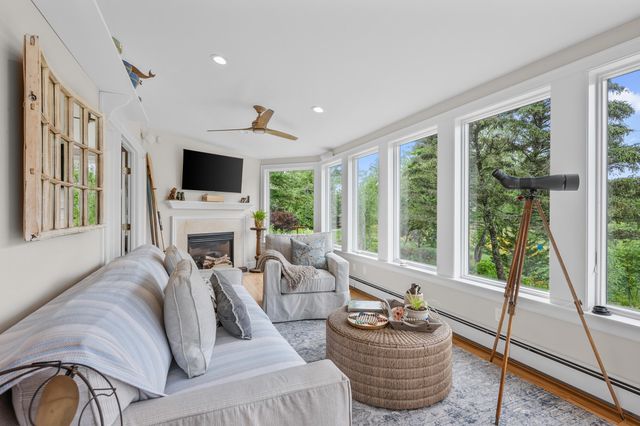 122 Stoney Cove Lane, Barnstable, MA 02630