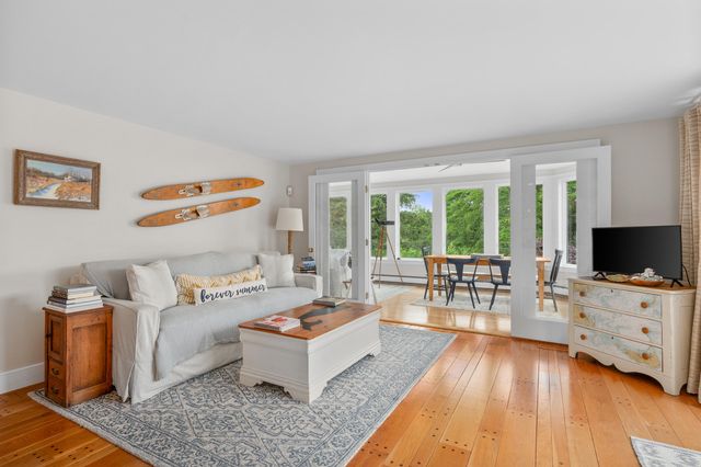 122 Stoney Cove Lane, Barnstable, MA 02630