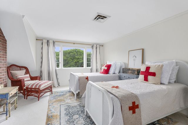 122 Stoney Cove Lane, Barnstable, MA 02630