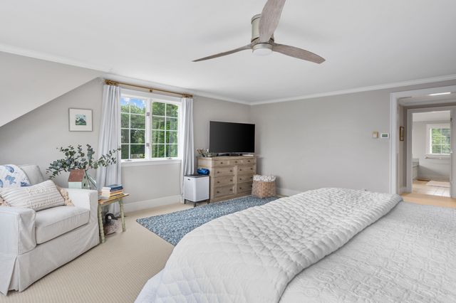 122 Stoney Cove Lane, Barnstable, MA 02630