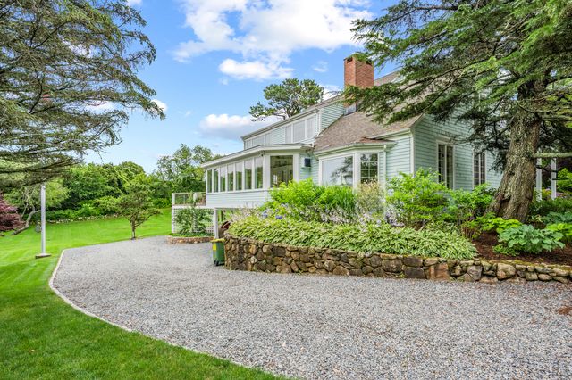 122 Stoney Cove Lane, Barnstable, MA 02630