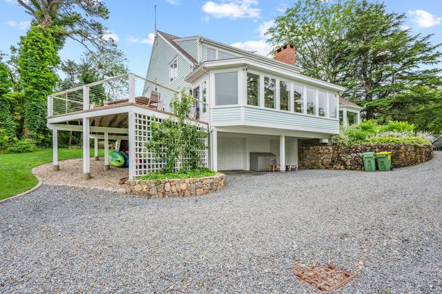 122 Stoney Cove Lane, Barnstable, MA 02630