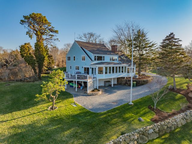122 Stoney Cove Lane, Barnstable, MA 02630