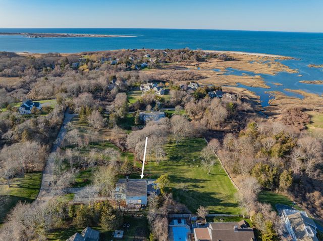 122 Stoney Cove Lane, Barnstable, MA 02630
