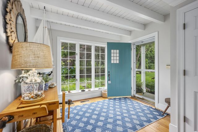 122 Stoney Cove Lane, Barnstable, MA 02630