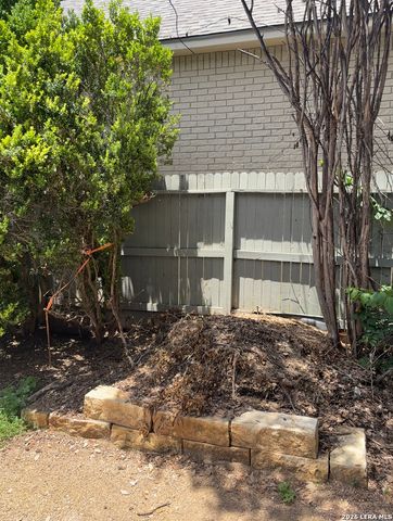 4111 BUFFALO BAYOU RD, San Antonio, TX 78251
