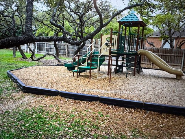 4111 BUFFALO BAYOU RD, San Antonio, TX 78251