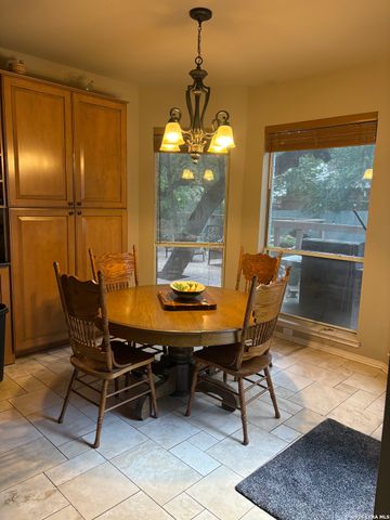 4111 BUFFALO BAYOU RD, San Antonio, TX 78251
