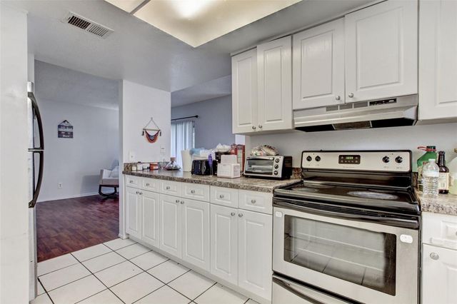 9908 SWEEPSTAKES LANE 8, Orlando, FL 32837