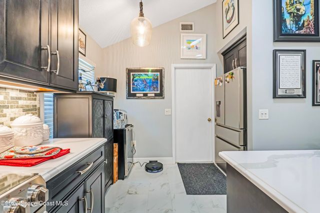 2315 Early Dawn Circle, Melbourne, FL 32935