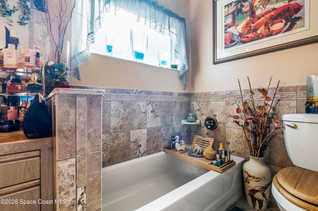 2315 Early Dawn Circle, Melbourne, FL 32935