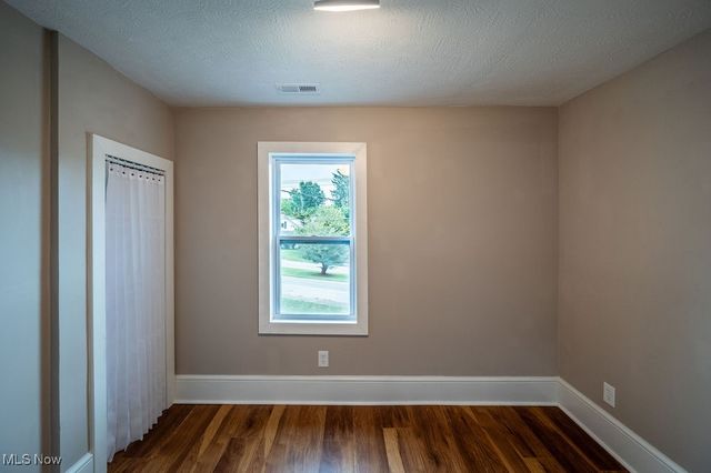 5607 Grand Central Avenue, Vienna, WV 26105