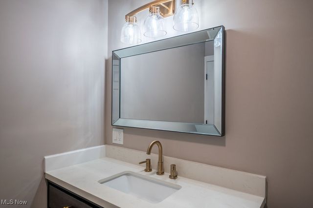 5607 Grand Central Avenue, Vienna, WV 26105