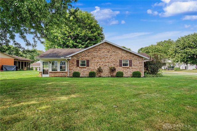 62 Sexton Drive, Xenia Twp, OH 45385