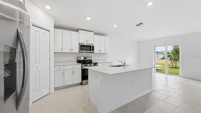 113 HERCULES DRIVE, Rotonda West, FL 33947