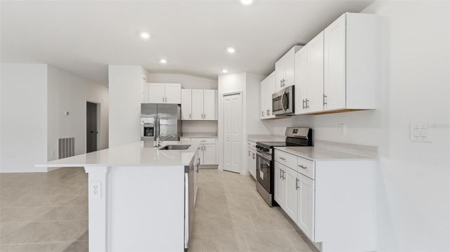 113 HERCULES DRIVE, Rotonda West, FL 33947