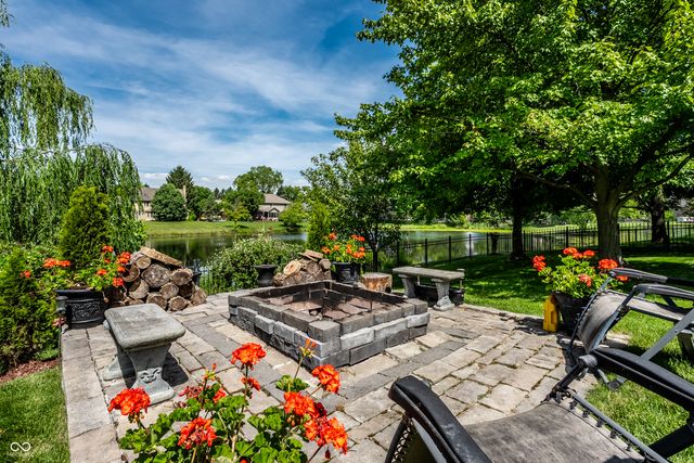 13890 Saben Court, Carmel, IN 46032