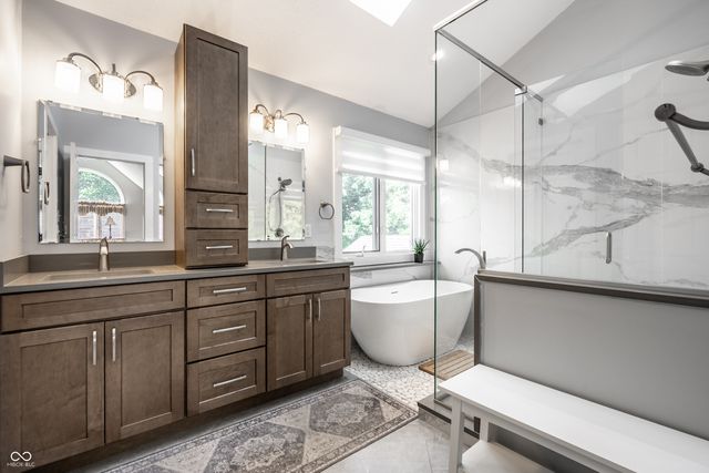13890 Saben Court, Carmel, IN 46032