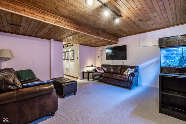 13890 Saben Court, Carmel, IN 46032