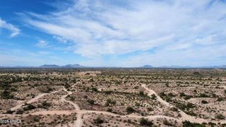 320 W Indian School Road, Unincorporated County, AZ 85326