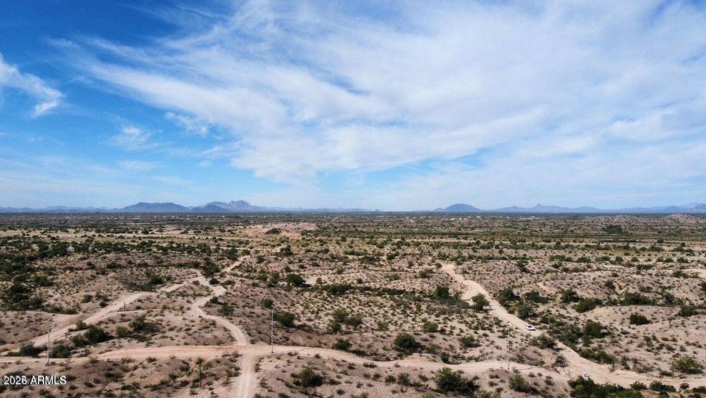 320 W Indian School Road, Unincorporated County, AZ 85326